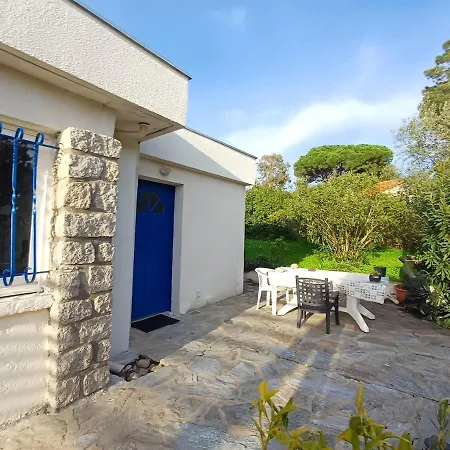 Ferienhaus Familiale Authentique Proche *