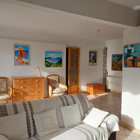 Familiale Authentique Proche Ferienhaus *