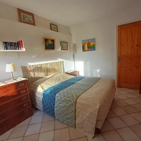 Ferienhaus Familiale Authentique Proche